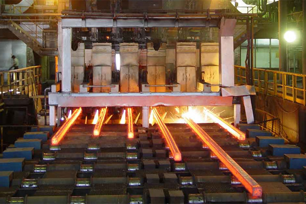 آغاز تولید تیرآهن فوق سبک صادراتی در گروه ملی فولاد