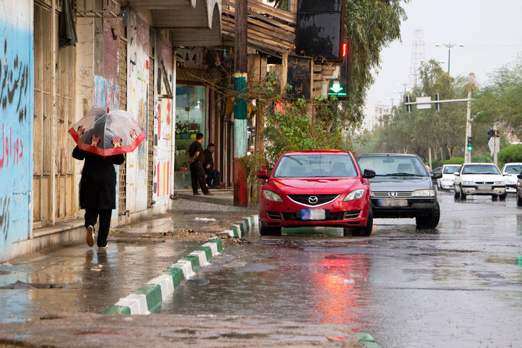 حواس خوزستان به بارندگی زودهنگام و بیماری‌های تنفسی باشد