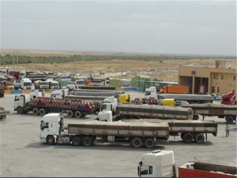 حرکت کامیون‌های حامل بار صادراتی به مرز چذابه ممنوع شد