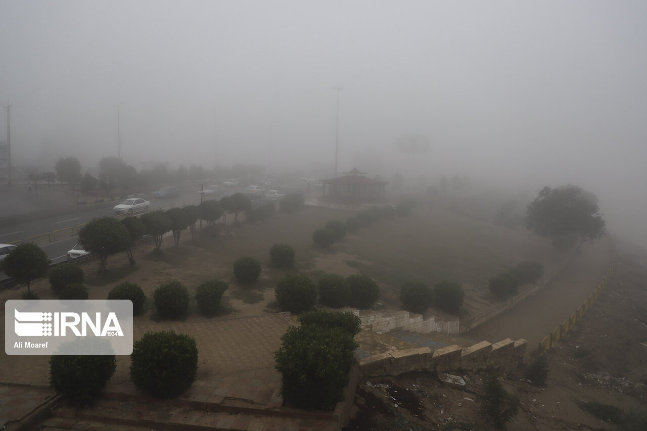 تداوم سایه سنگین مه بر خوزستان