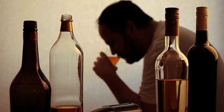 عاملان توزیع الکل تقلبی در آبادان دستگیر شدند