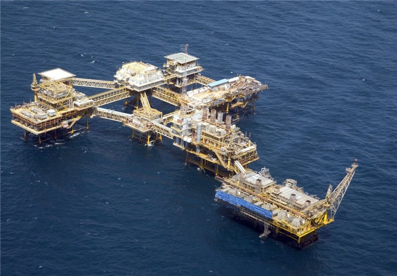 انعقاد قرارداد “طرح افزایش تولید میدان نفتی منصورآباد بهبهان”/ افزایش برداشت تا ۲۵هزار بشکه نفت در روز