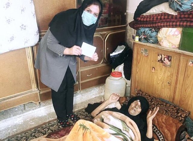 تزریق واکسن کرونا به مادر ۱۳۰ ساله خوزستانی