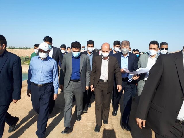 وزیر نیرو از طرح میان مدت غدیر بازدید کرد